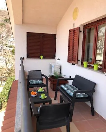 公寓 Art Jurandvor